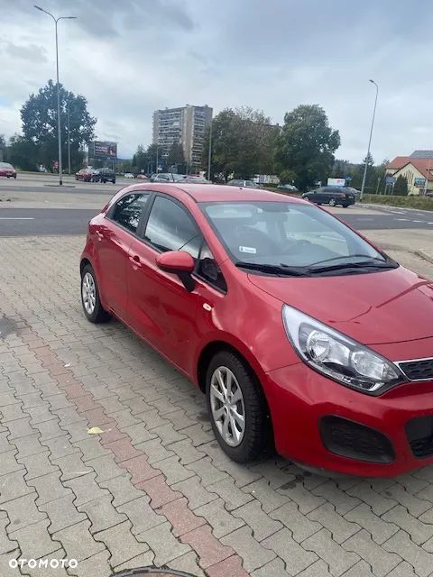 Kia Rio 1.4 M - 3