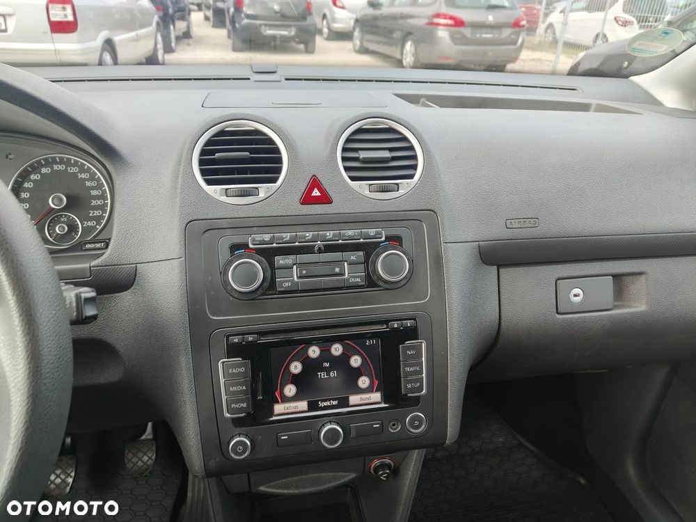 Volkswagen Caddy - 21