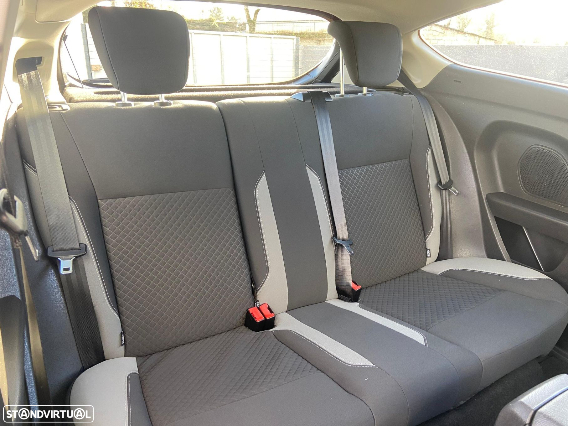 Ford Fiesta 1.0 EcoBoost S&S COOL&CONNECT - 24