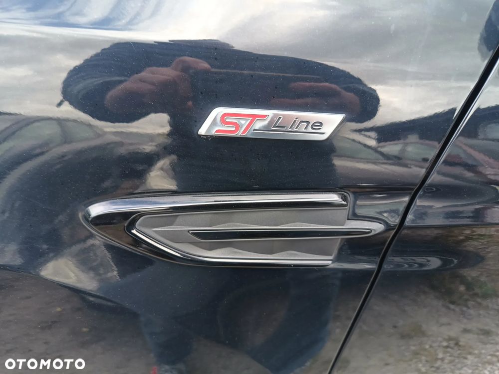 Ford Kuga - 25