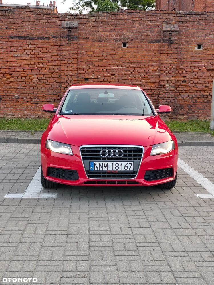 Audi A4 Limousine - 5
