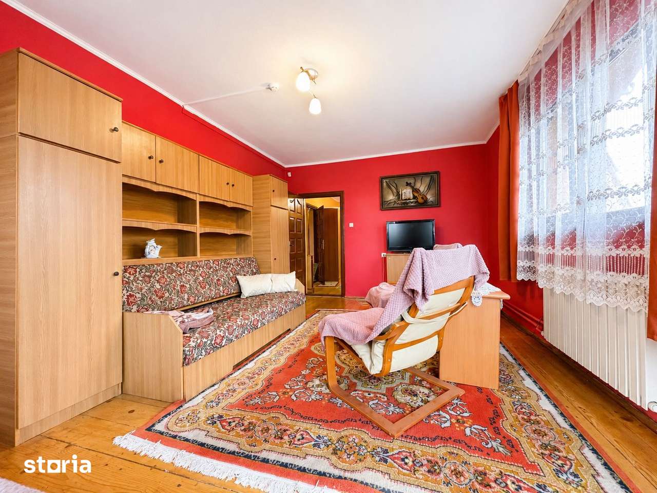 4 camere, suprafata generoasa, etajul 1, zona Bucovinei - Imagine principală: 2/16