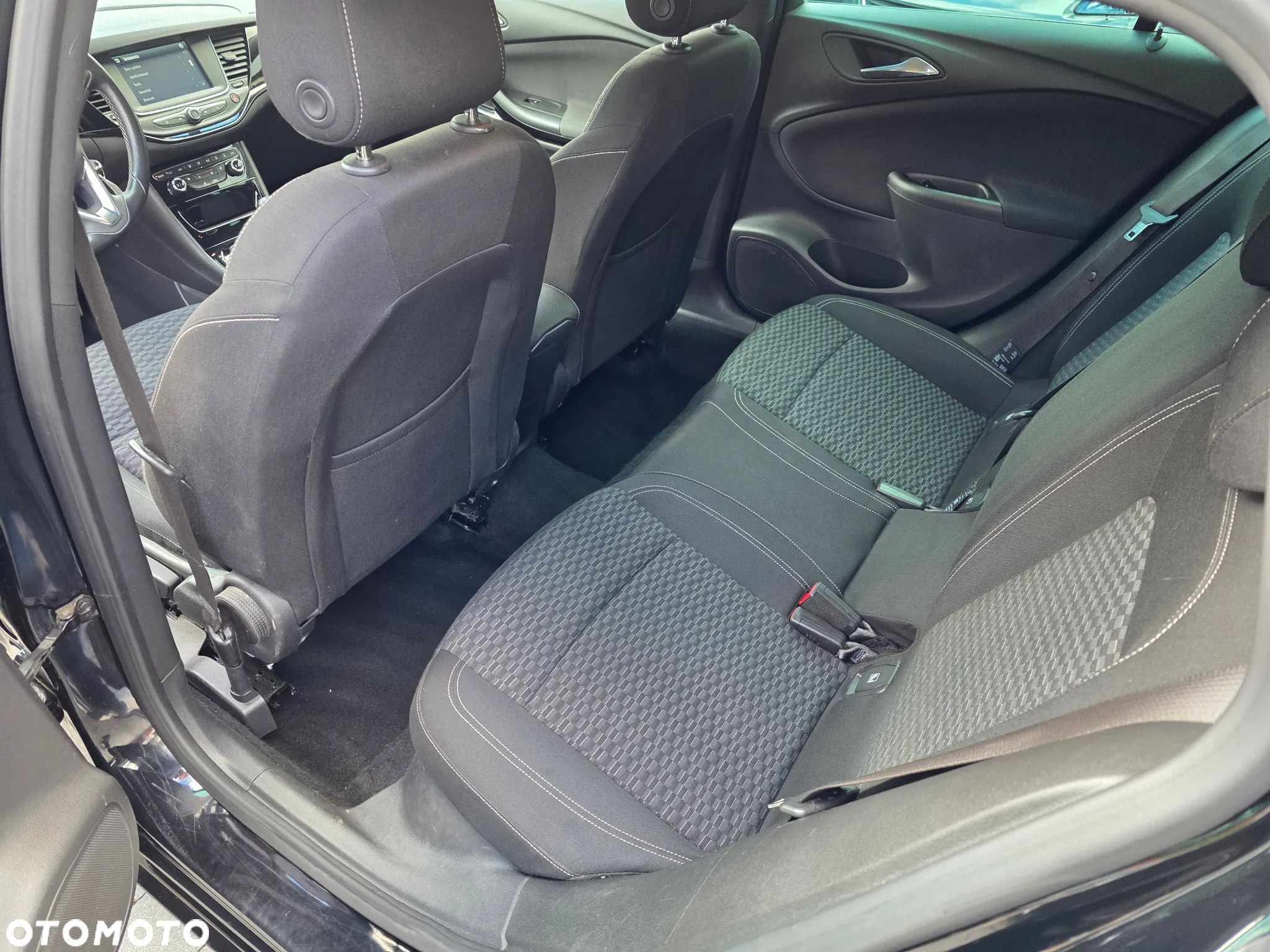 Opel Astra 1.4 Turbo Active - 10
