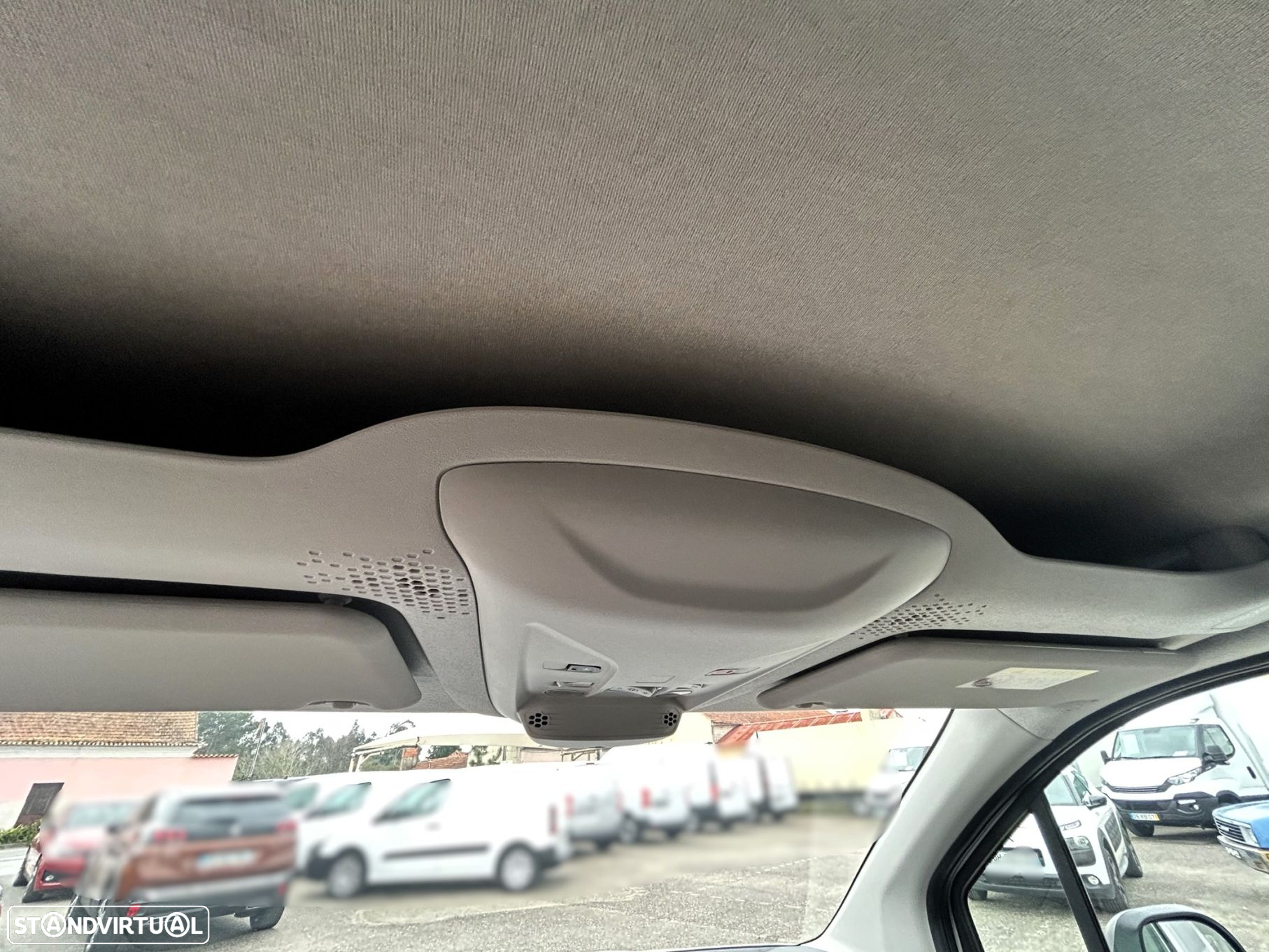 Peugeot Partner 1.5 BlueHDi Asphalt Longa - 23