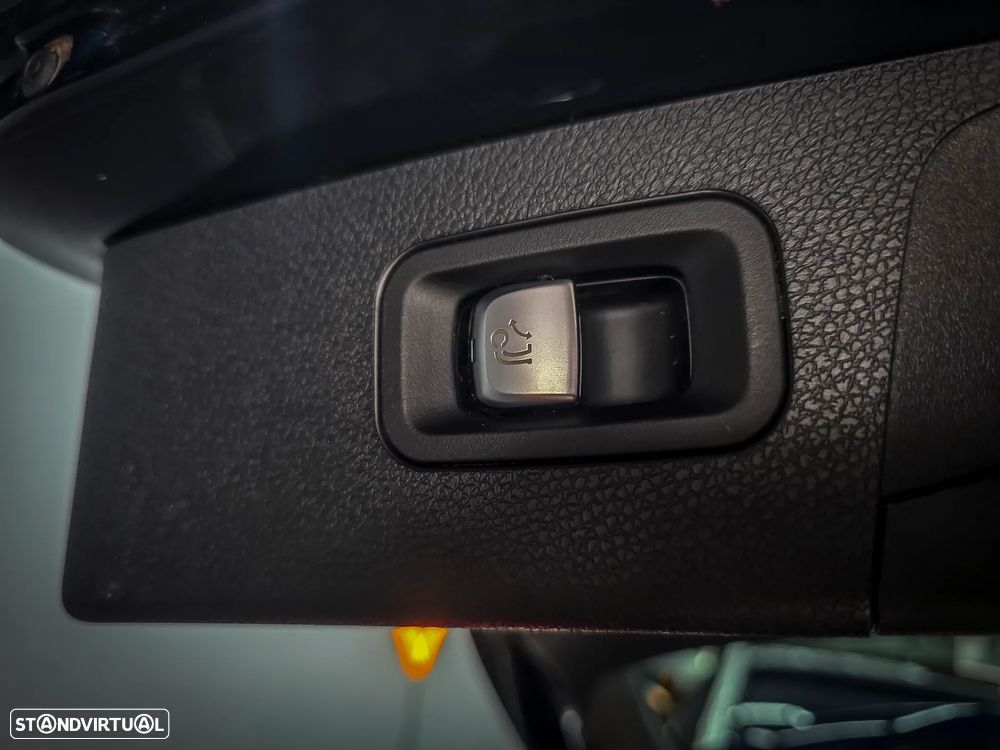 Mercedes-Benz E 300 de 9G-TRONIC AMG Line - 49