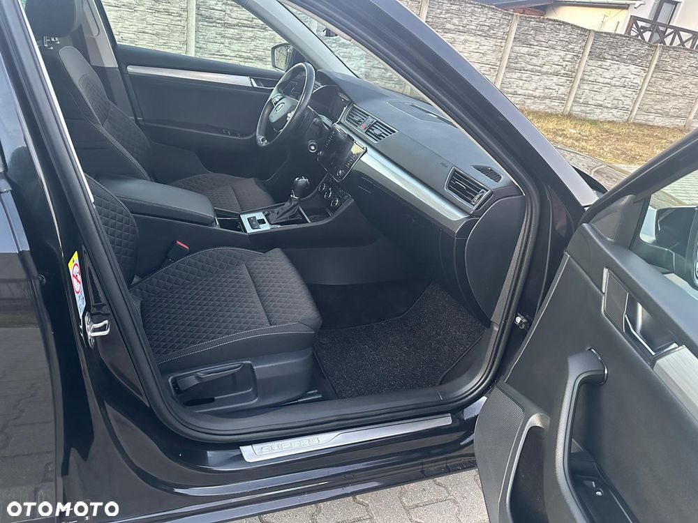 Skoda Superb 2.0 TDI Style DSG7 - 15