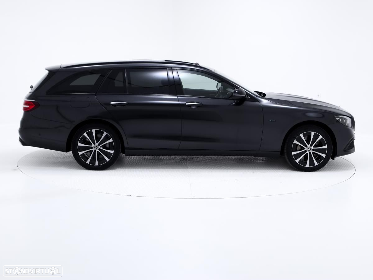Mercedes-Benz E 300 de AMG Line 4Matic - 2