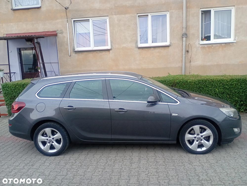 Opel Astra 1.7 CDTI Sport - 1