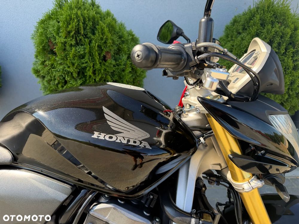 Honda Hornet - 20