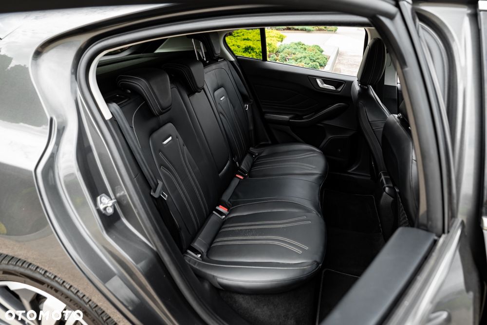 Ford Focus 2.0 EcoBlue Vignale - 23