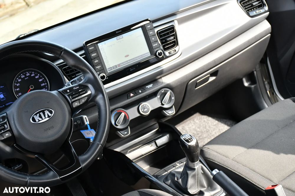 Kia Rio 1.4 CRDi 90 Platinum Edition - 29