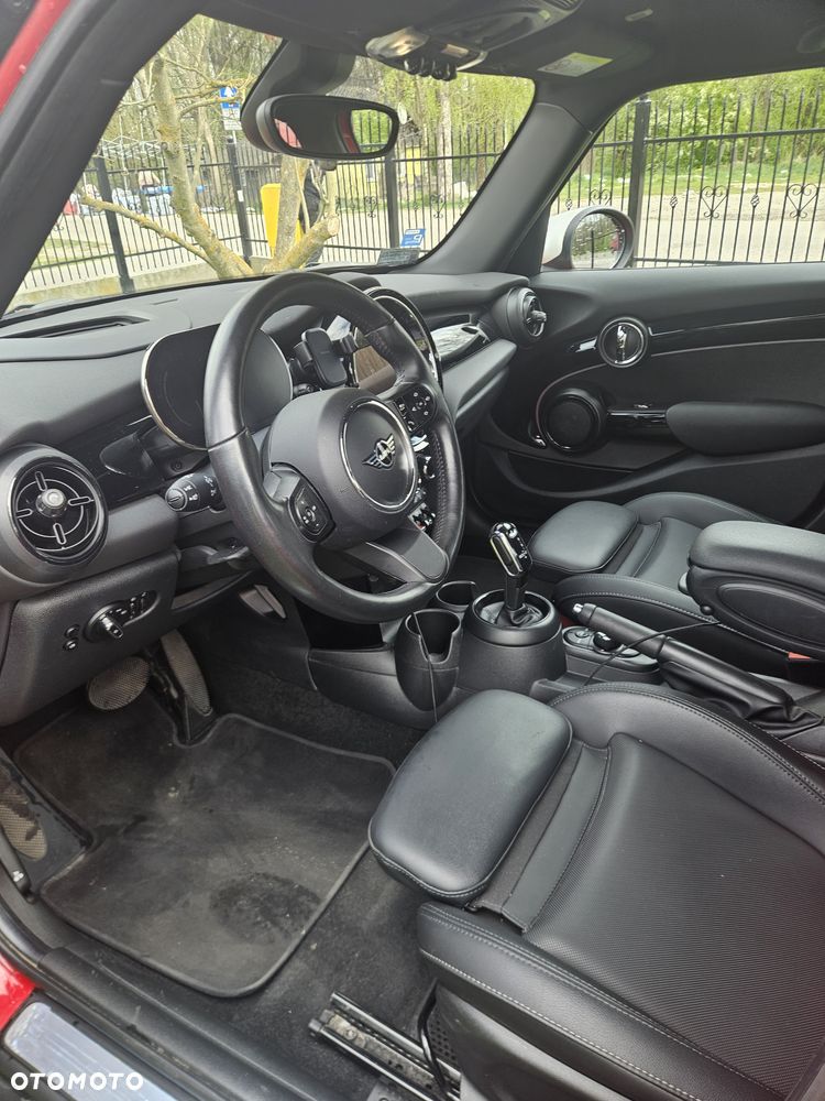 MINI Cooper Classic Trim - 18