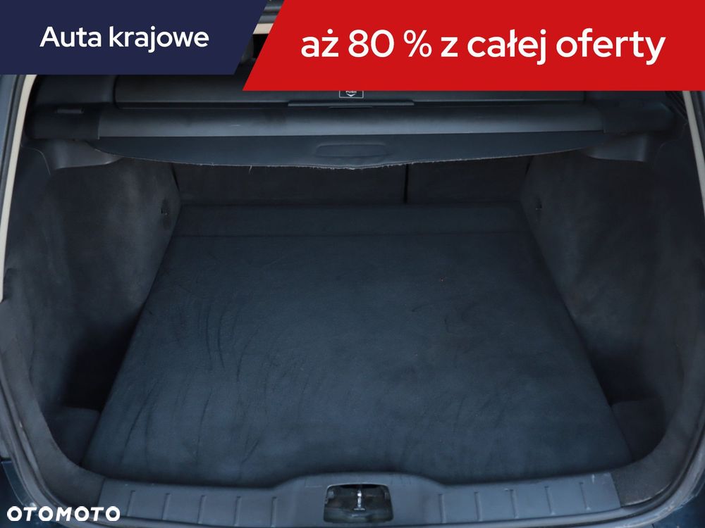 Volvo V50 - 16
