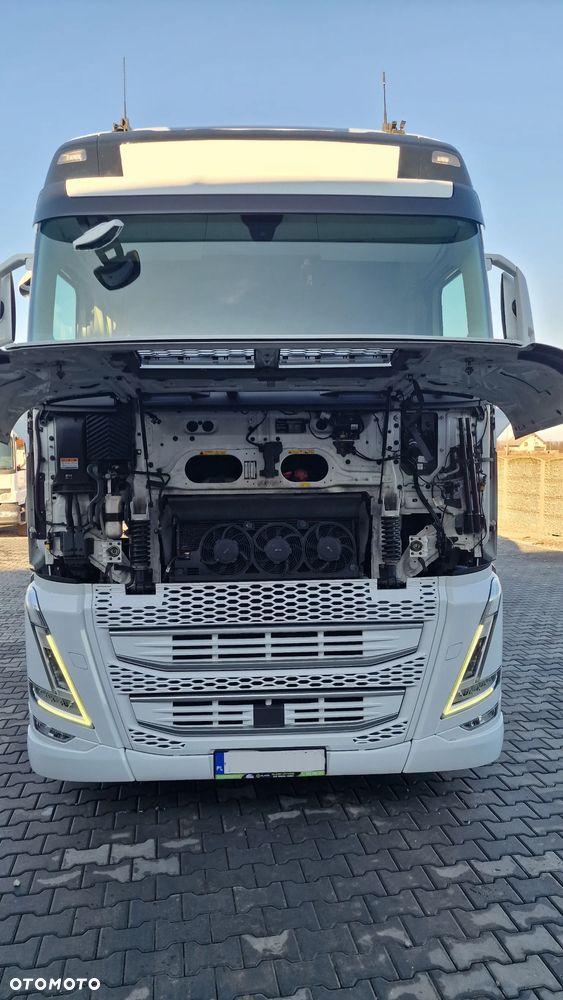 Volvo FH 500 Mega /Low Deck /Klima P. / Regulowane siodło standard - 39