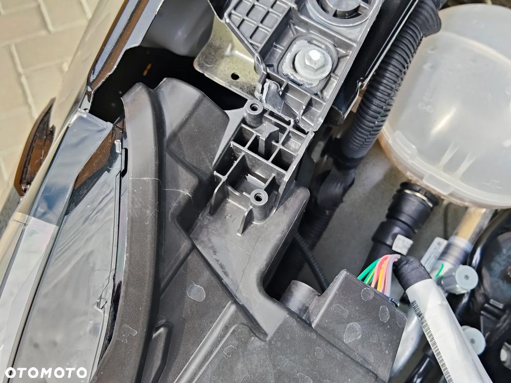 Citroën C4 PureTech 130 Stop&Start EAT8 MAX - 34