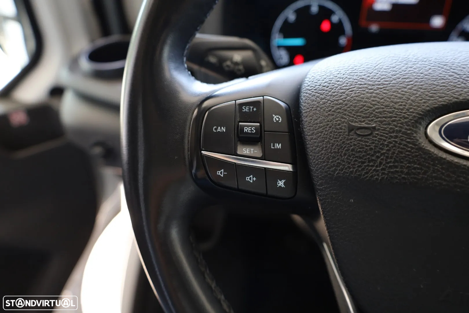 Ford Transit 350 L4 2.0 TDCi H3 Trend - 25