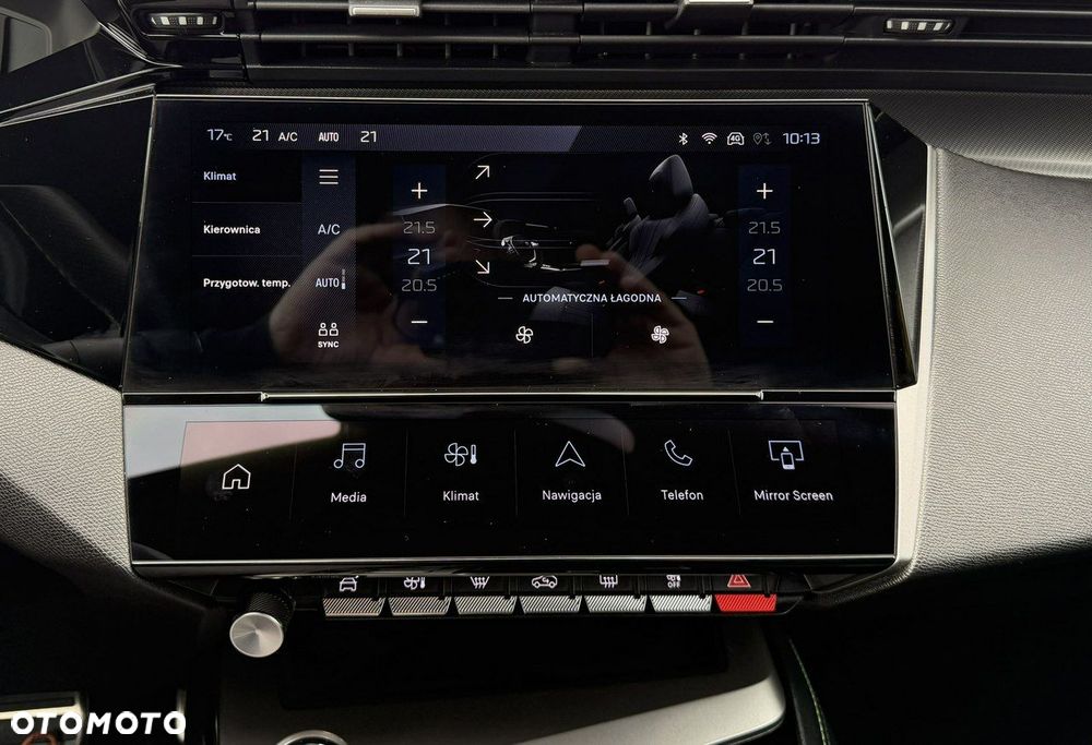 Peugeot 408 1.6 Plug-in Hybrid 240 GT E-DCS7 - 30