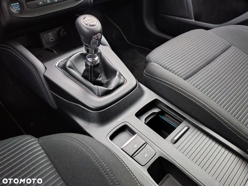 Ford Focus 1.0 EcoBoost Titanium - 22