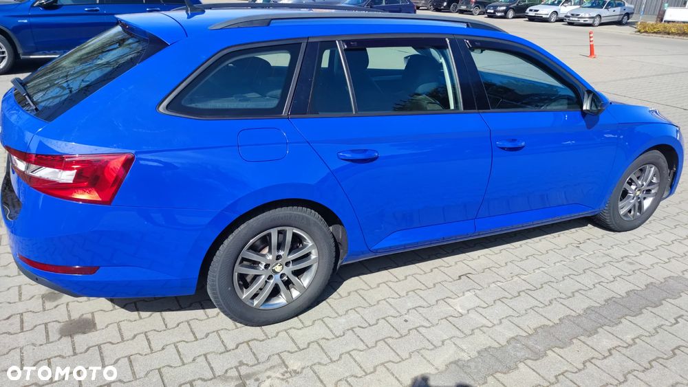 Skoda Superb 1.5 TSI ACT Active DSG - 33