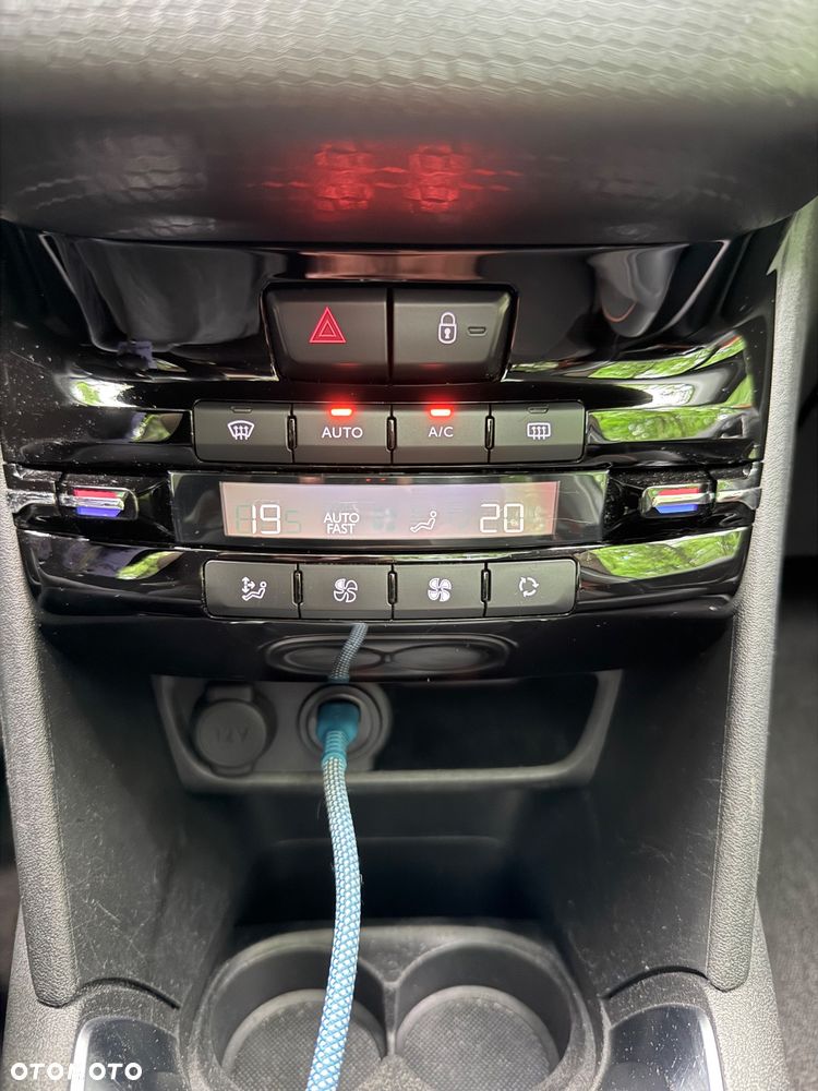 Peugeot 208 PureTech 110 Stop & Start Allure - 28