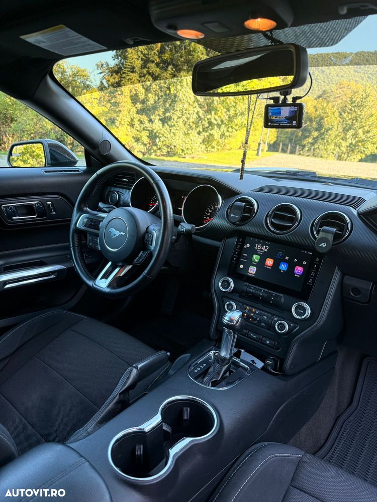 Ford Mustang - 3