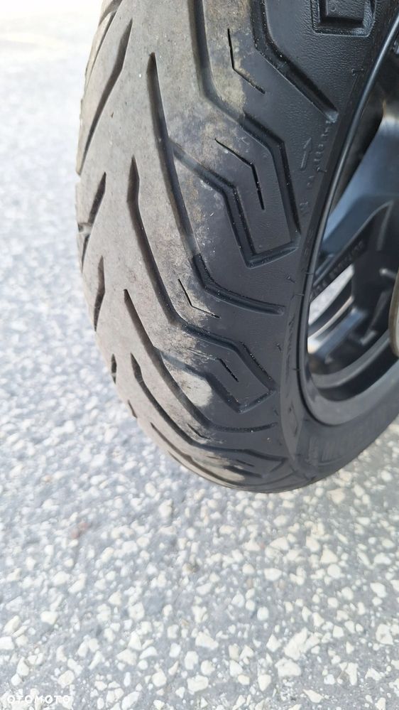 Yamaha X-max - 25