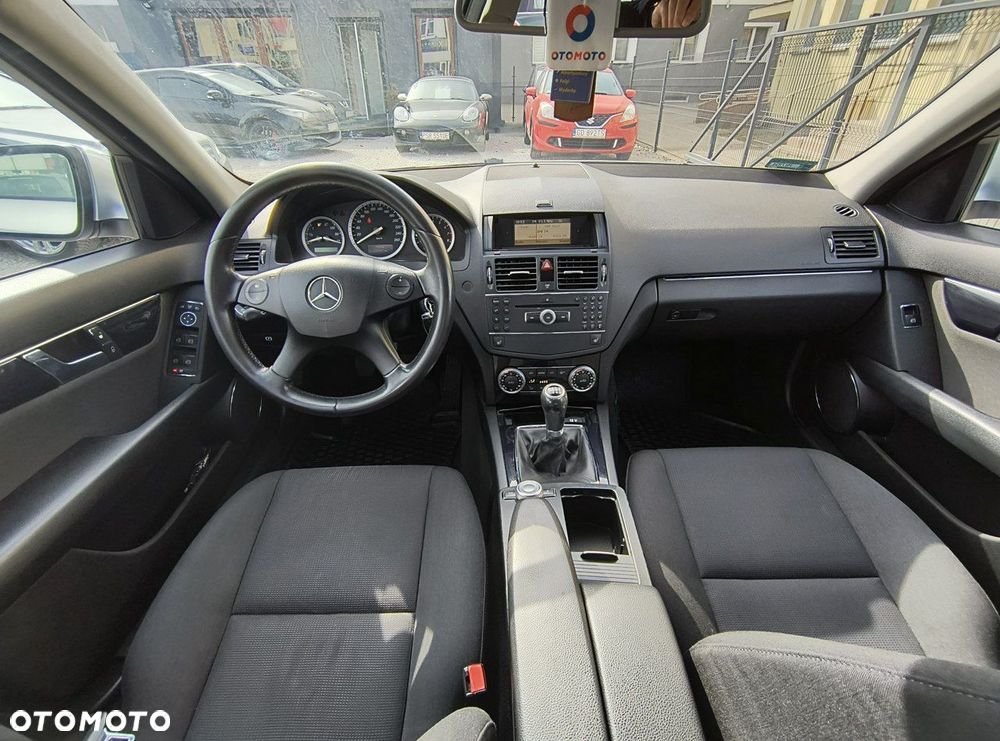 Mercedes-Benz Klasa C 180 Kompressor Elegance - 27