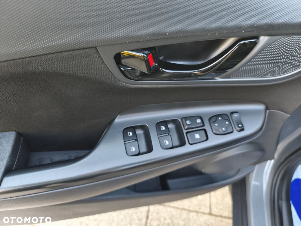 Hyundai Kona 1.6 GDI DCT Premium - 8