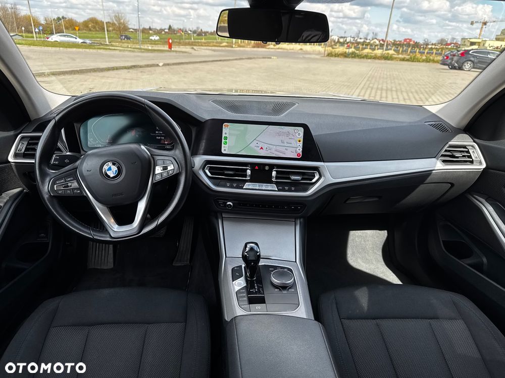 BMW Seria 3 318d Advantage - 9