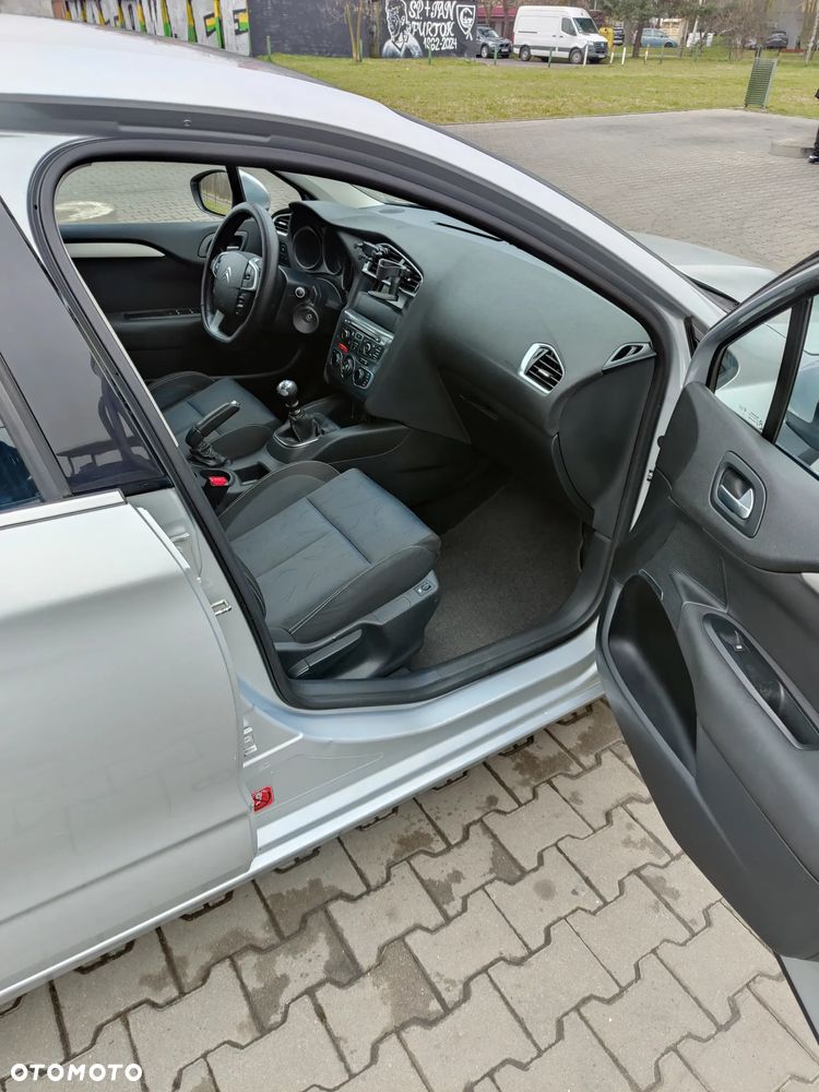 Citroën C4 e-HDi 110 Exclusive - 8