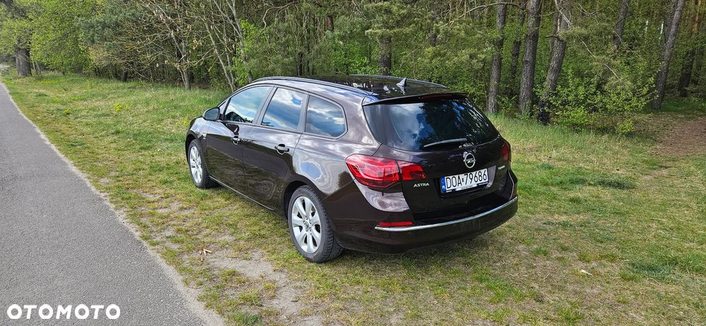 Opel Astra 1.4 Turbo - 4