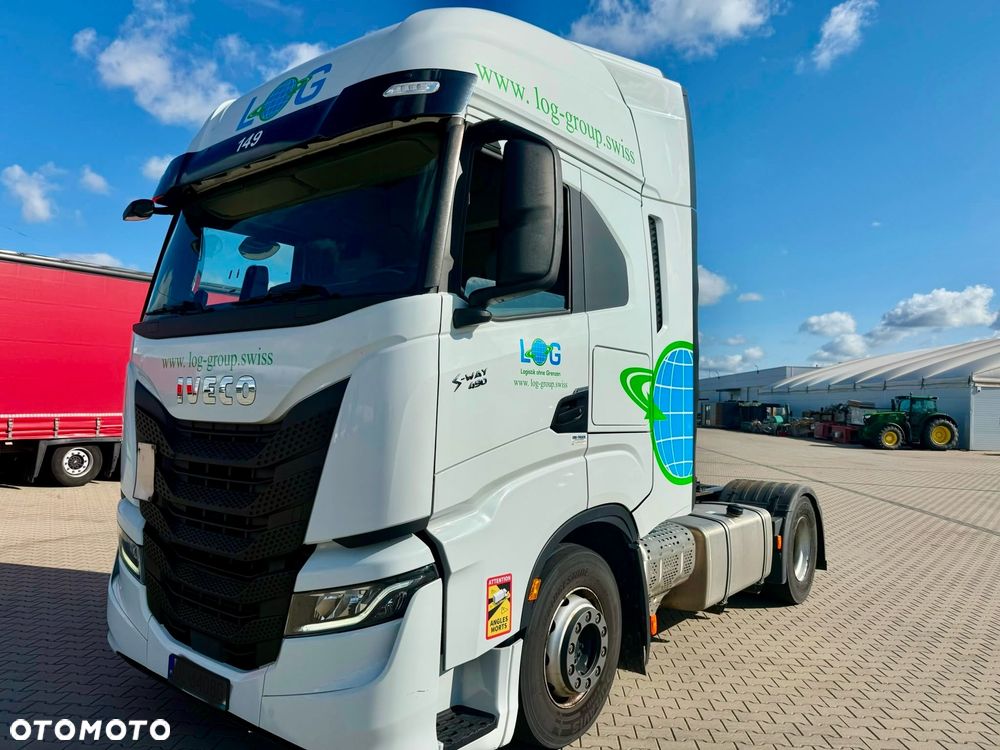 Iveco S-Way 490 - 1