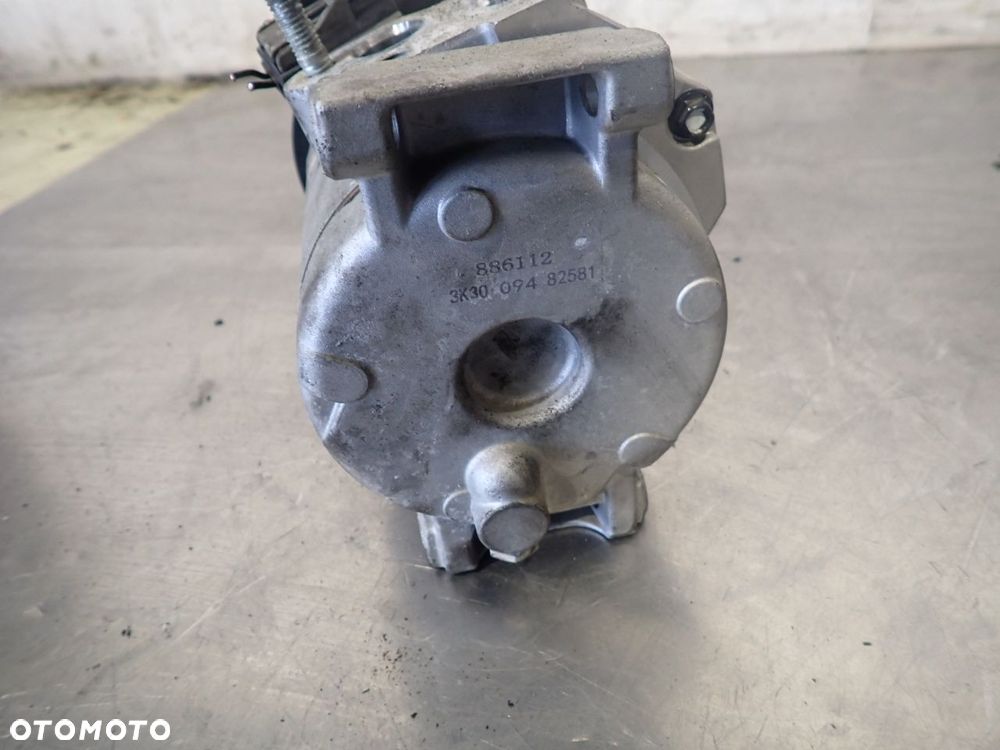 SPRĘŻARKA KLIMATYZACJI CHRYSLER VOYAGER 2.5 89074 - 4