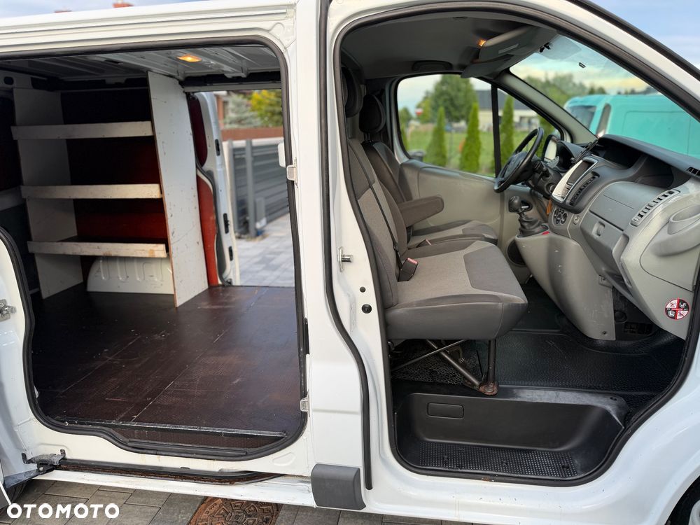 Renault Trafic - 8