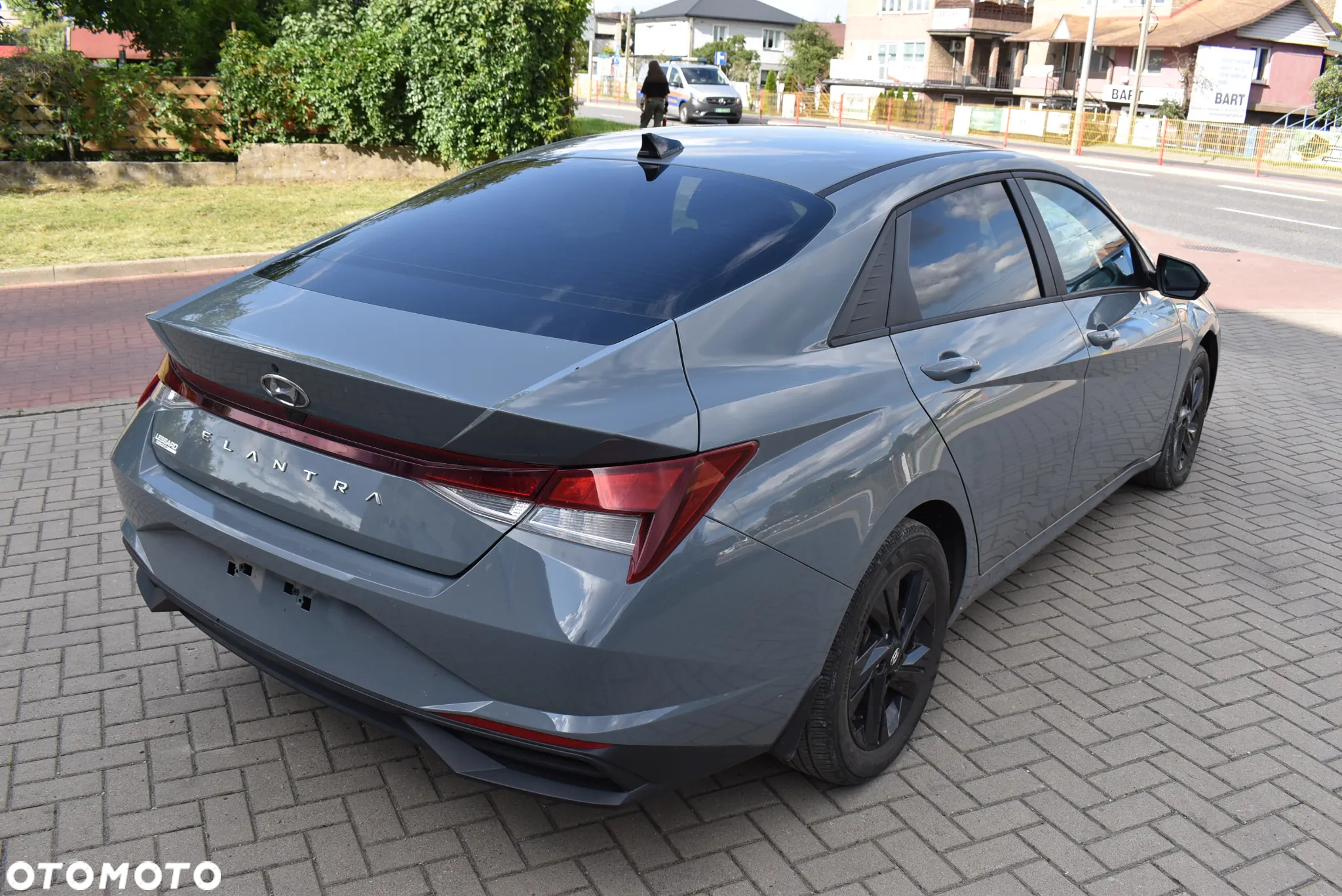 Hyundai Elantra - 5