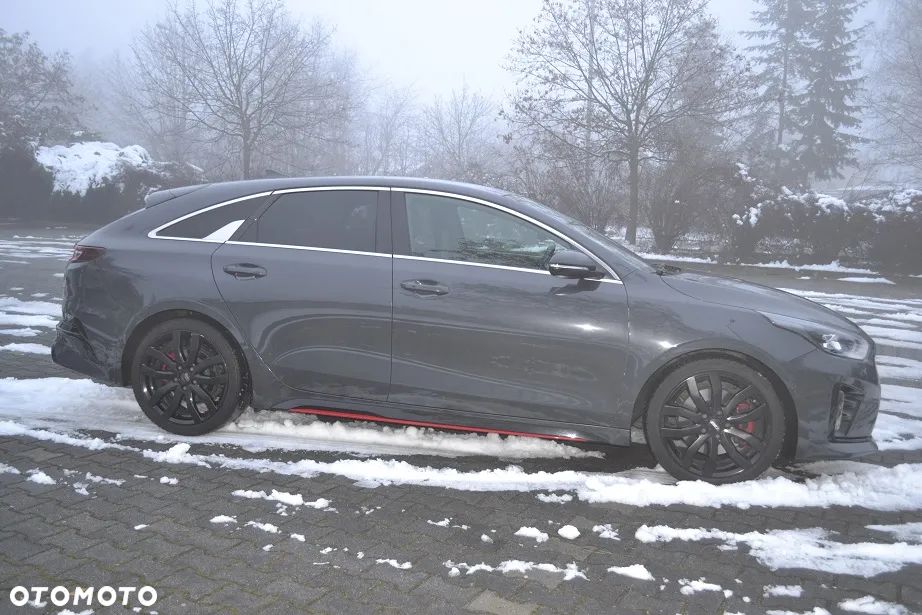 Kia ProCeed 1.6 T-GDI GT DCT - 4