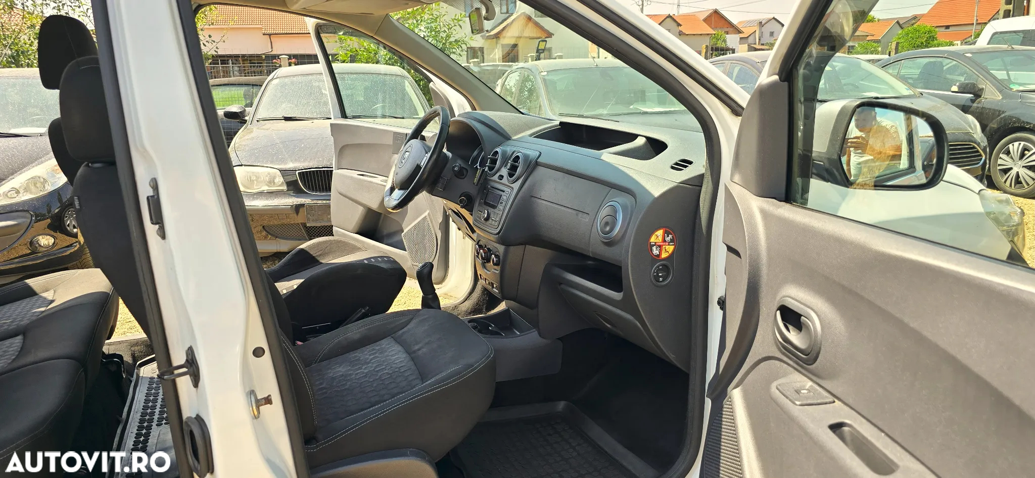 Dacia Dokker 1.5 dCi 90 CP Stepway - 12