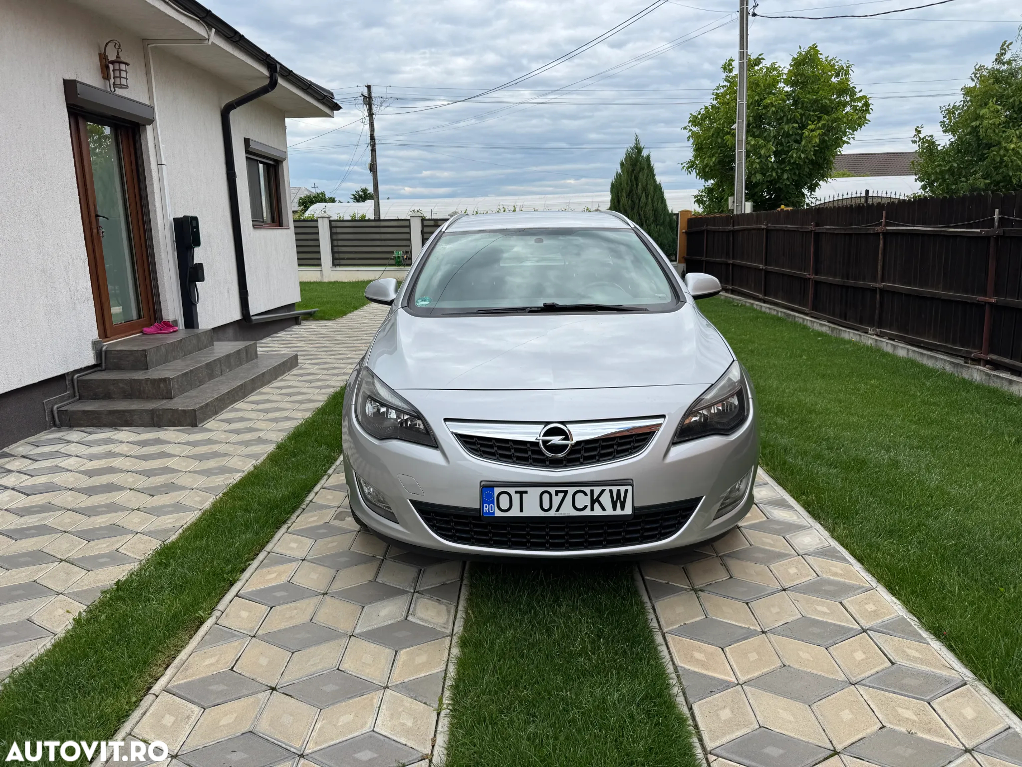 Opel Astra 1.7 CDTI DPF Sports Tourer - 2
