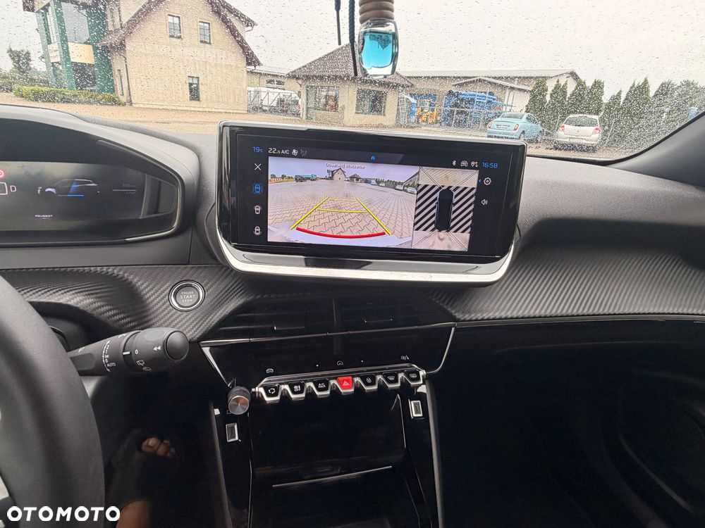 Peugeot 2008 Hybrid 136 e-DSC GT - 28