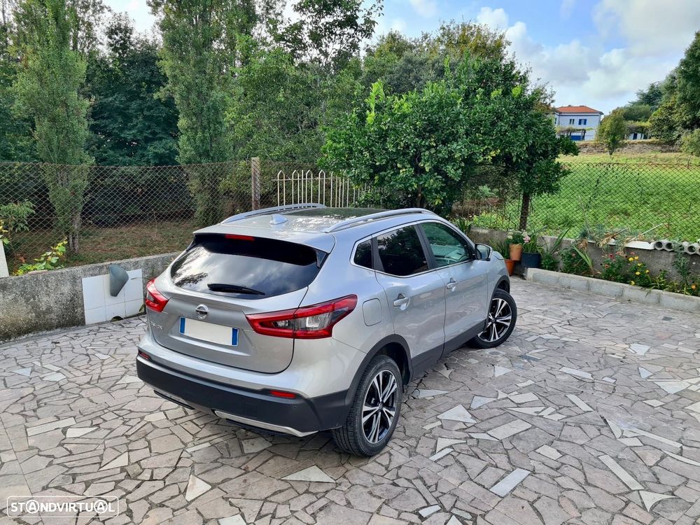 Nissan Qashqai 1.2 DIG-T N-Connecta 18 - 28