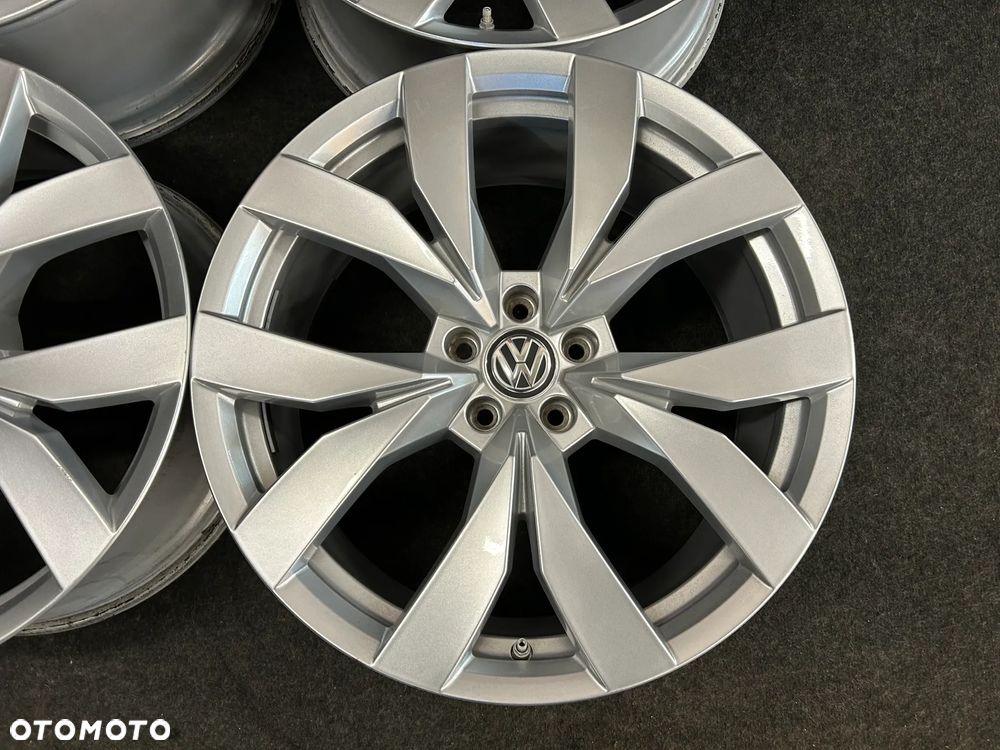 Alufelgi VW Touareg III, Audi Q7 II 20 cali 5x112 4szt. Ładne z czujnikami! - 9