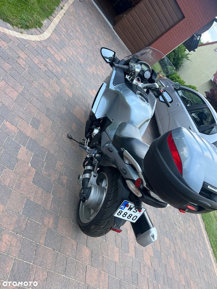 Kawasaki GTR - 11