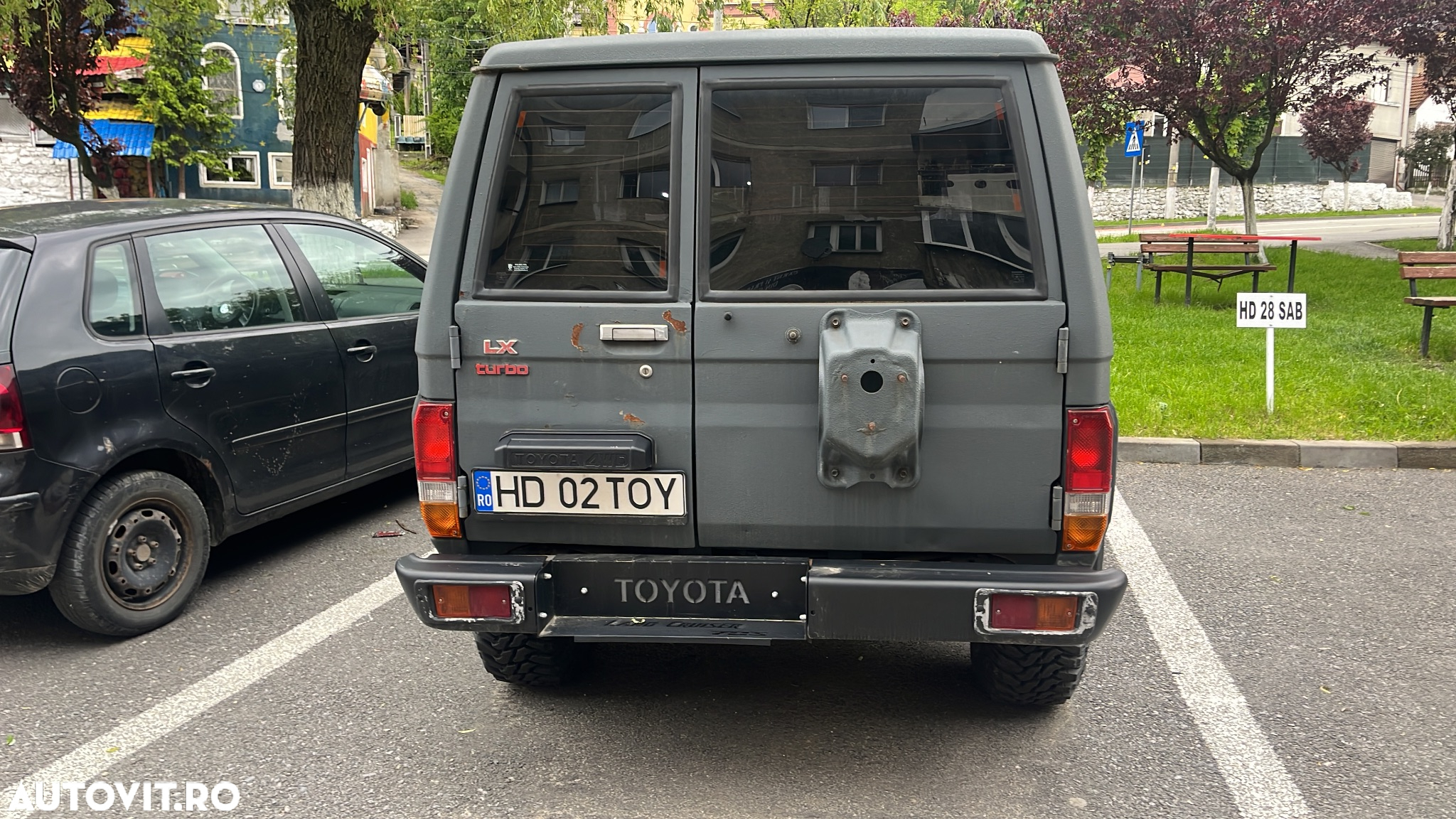 Toyota Land Cruiser - 3