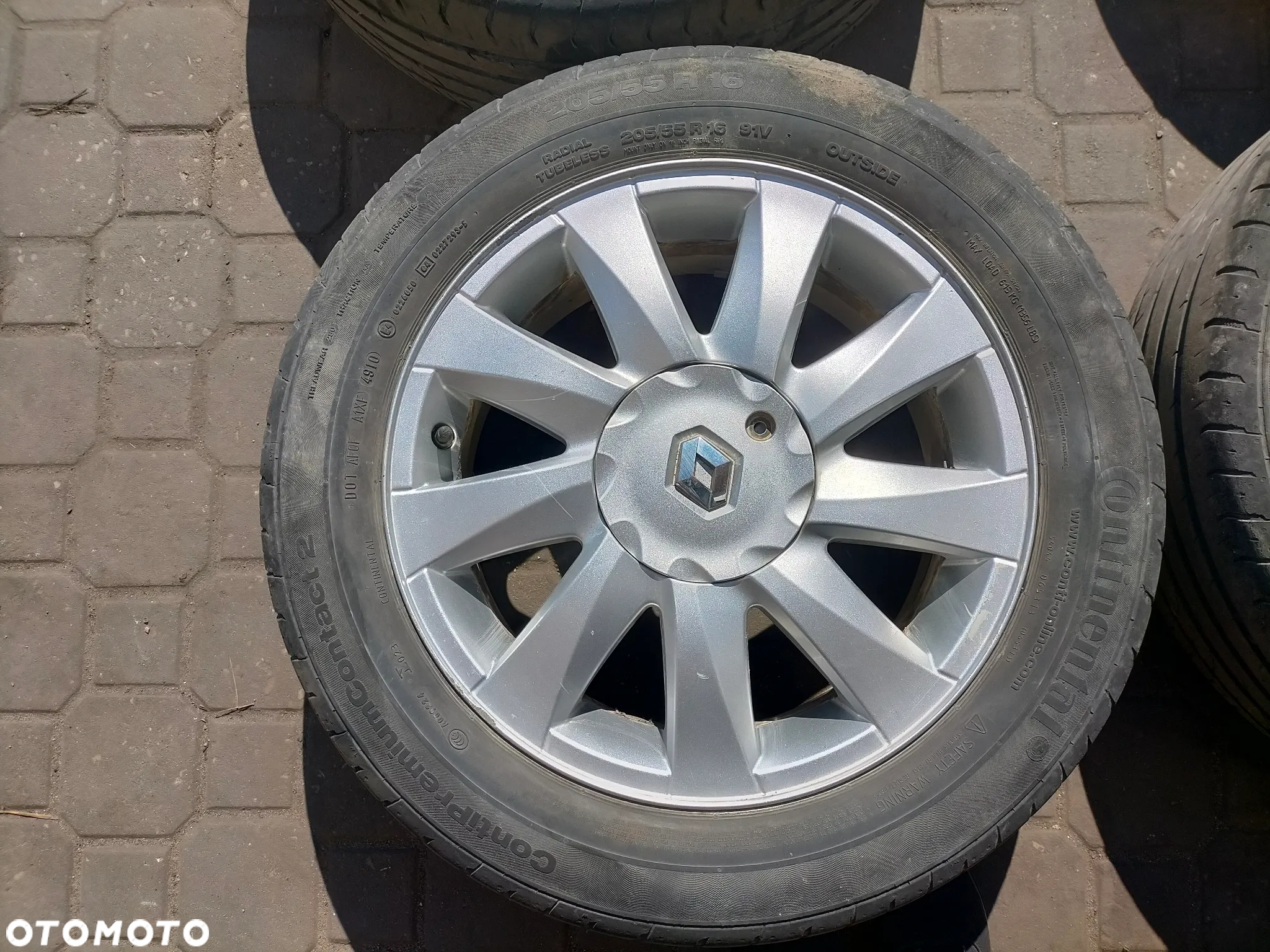 Alufelgi Felga felgi aluminiowe komplet Renault 5x108 '16 - 4