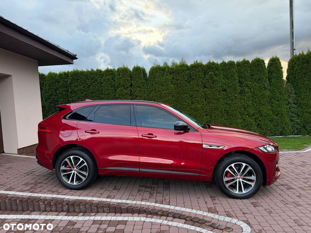 Jaguar F-Pace 20d AWD R-Sport - 33