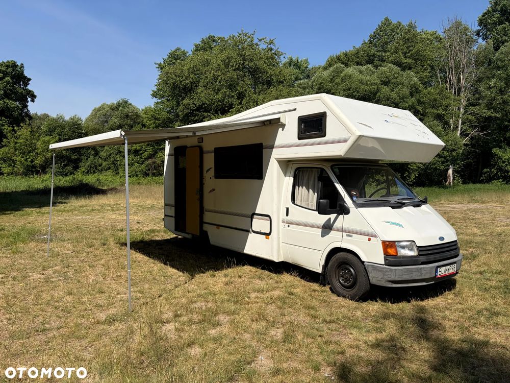 Ford Transit - 12