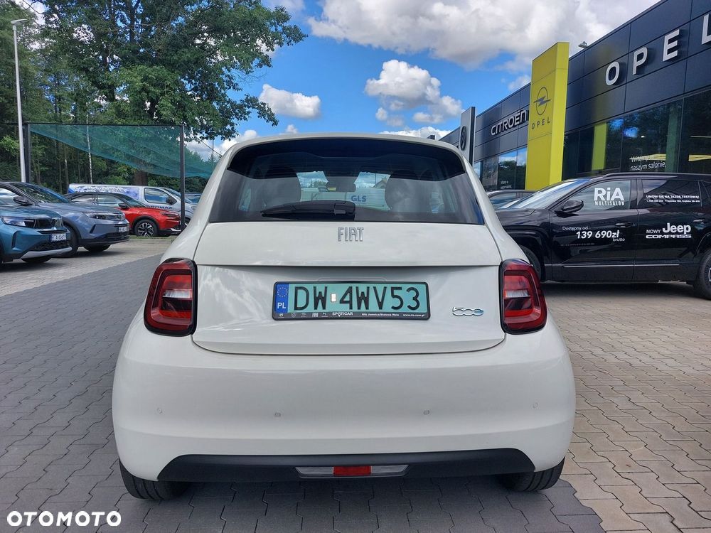 Fiat 500e - 5