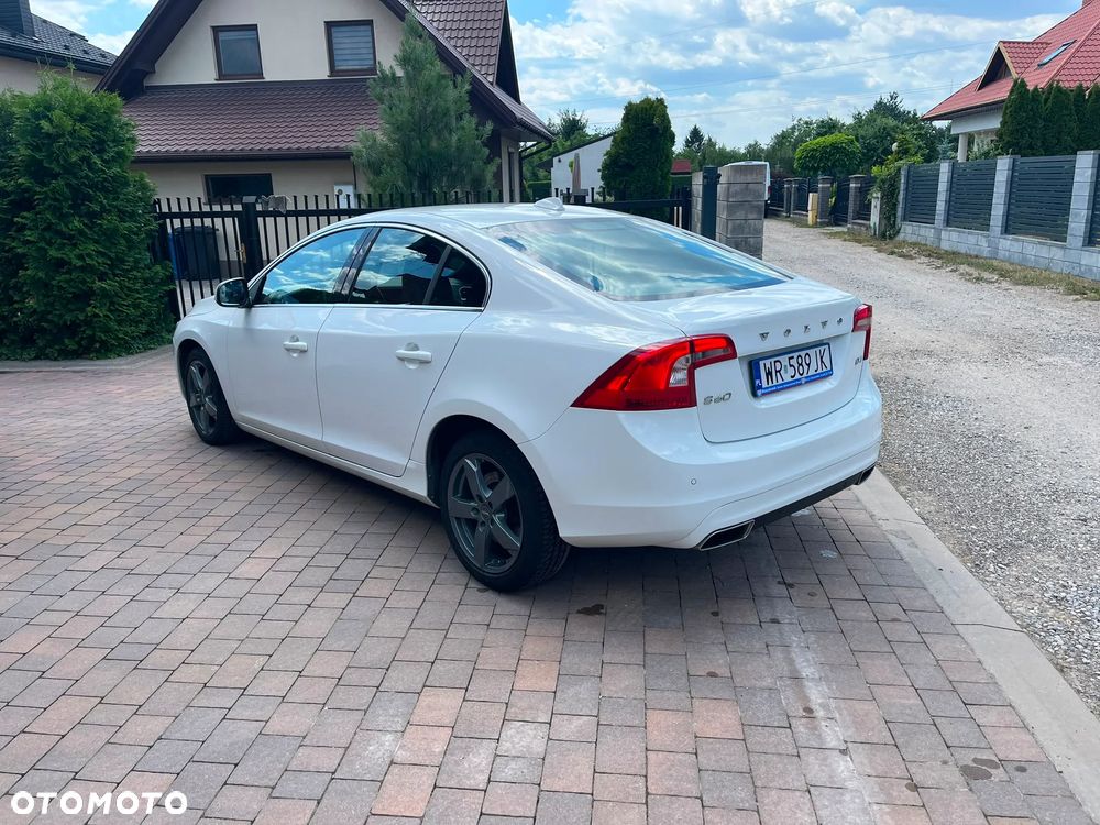 Volvo S60 D4 Geartronic Momentum - 7