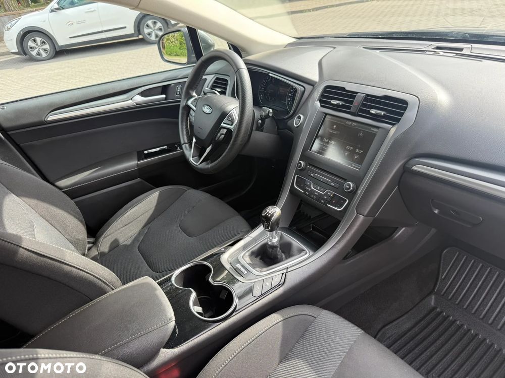 Ford Mondeo 2.0 TDCi STart-Stopp Titanium - 33