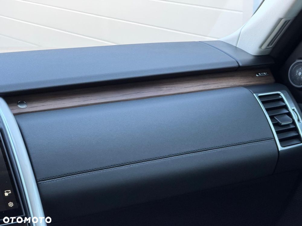 Land Rover Discovery 3.0 D250 mHEV S - 24